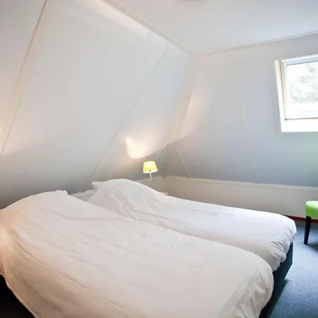 Holiday Gb10l.10 * Oosterhuizen